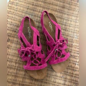 Vionic Pink Suede Wedge Sandals Lace Up Tassel Strappy Size 7.5